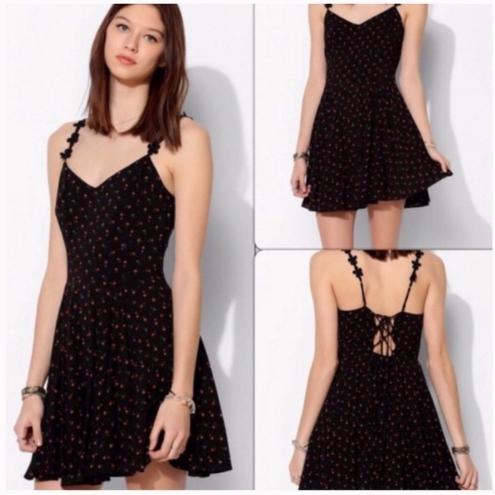 UO Kimchi Blue Daisy Dress